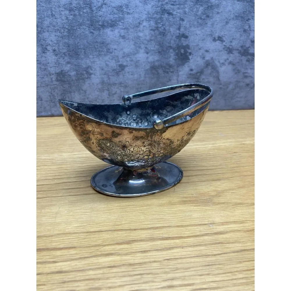 Antique art deco silver plated basket‎